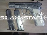 Polisten CZ 75 B Gümüş Gravür işmeli sıfır ayarında (Ruhsatı hazır olanlar arasın)