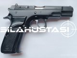 RUHSATLI,SIFIR AYARINDA KUTUSUNDA,İLK ELDEN ÇOK AZ KULLANILAN 1995 MODEL ORJİNAL SİYAH CZ 75 B